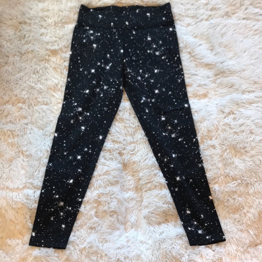 Victoria’s Secrete PINK yoga pant. Size small.